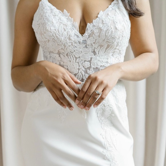 Justin Alexander Wedding Dress - Picture 4 of 7